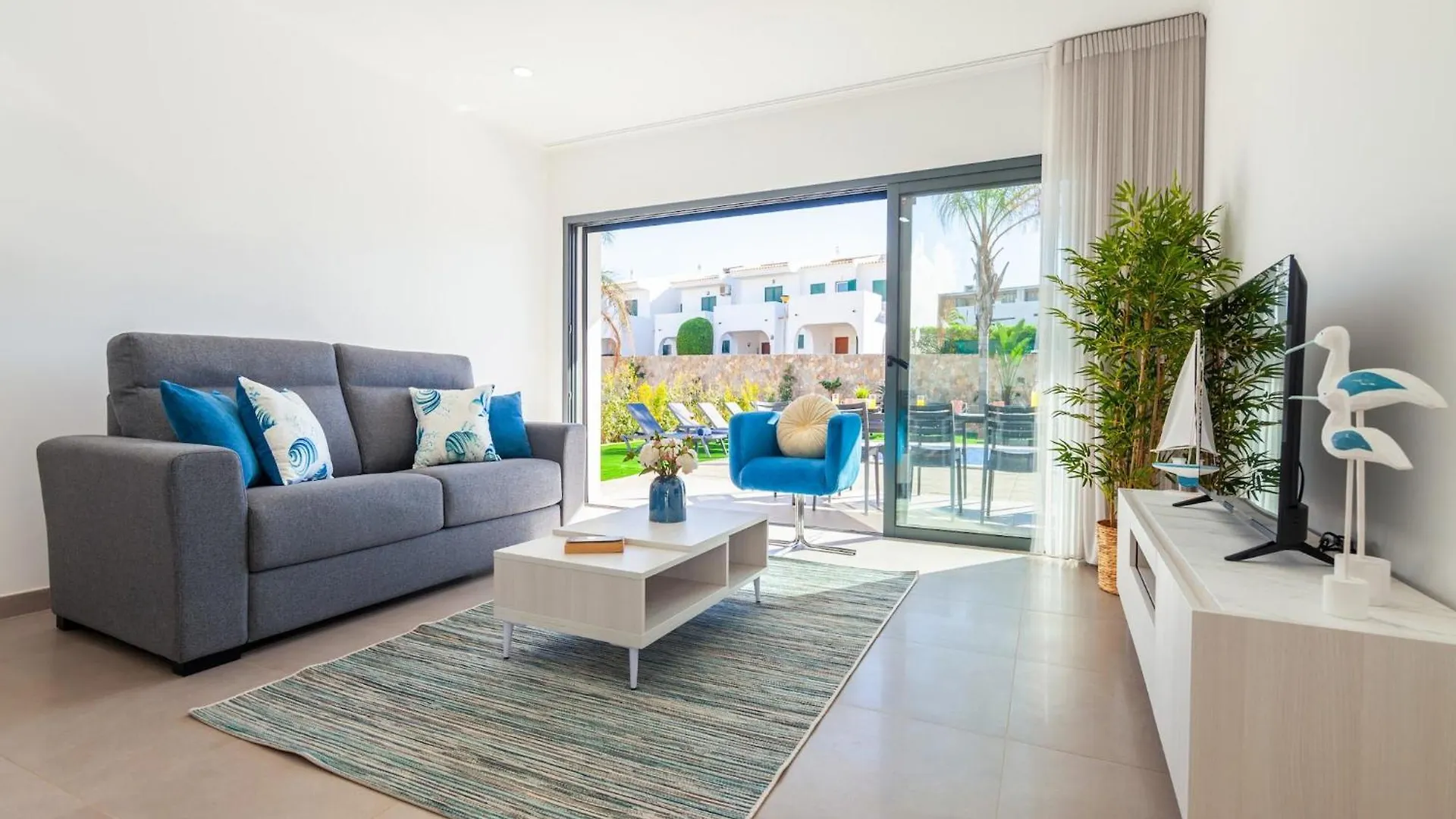 Charming Villa, Private Pool Albufeira Villa