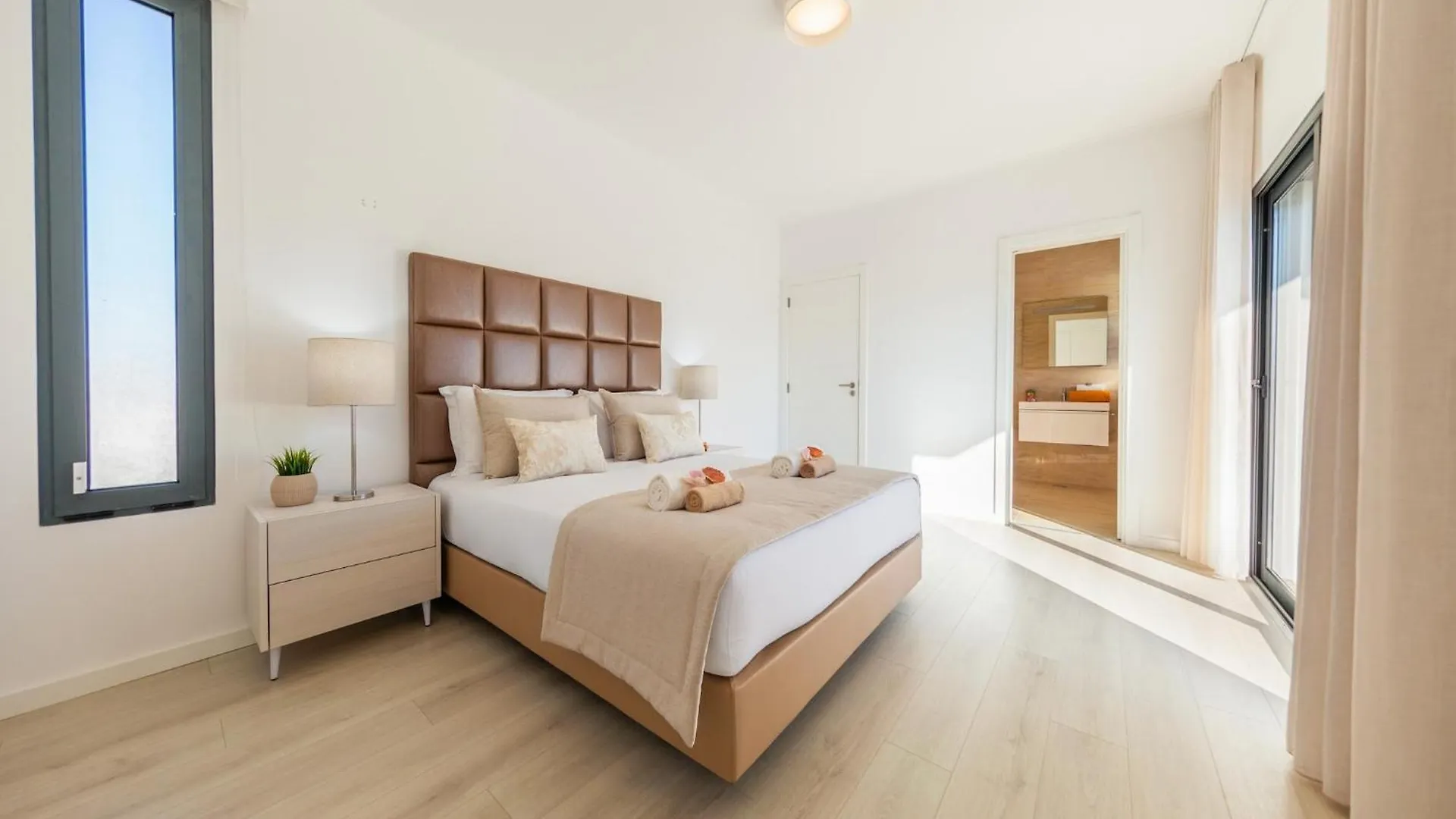 Charming Villa, Private Pool Albufeira Villa