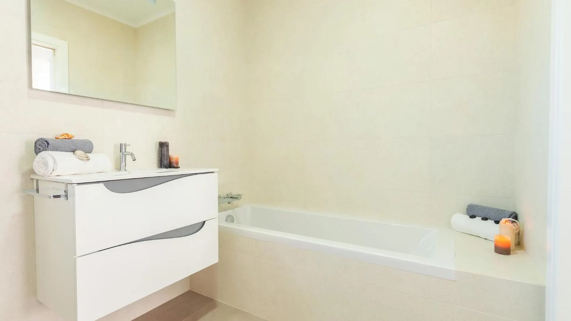 Charming Villa, Private Pool Albufeira