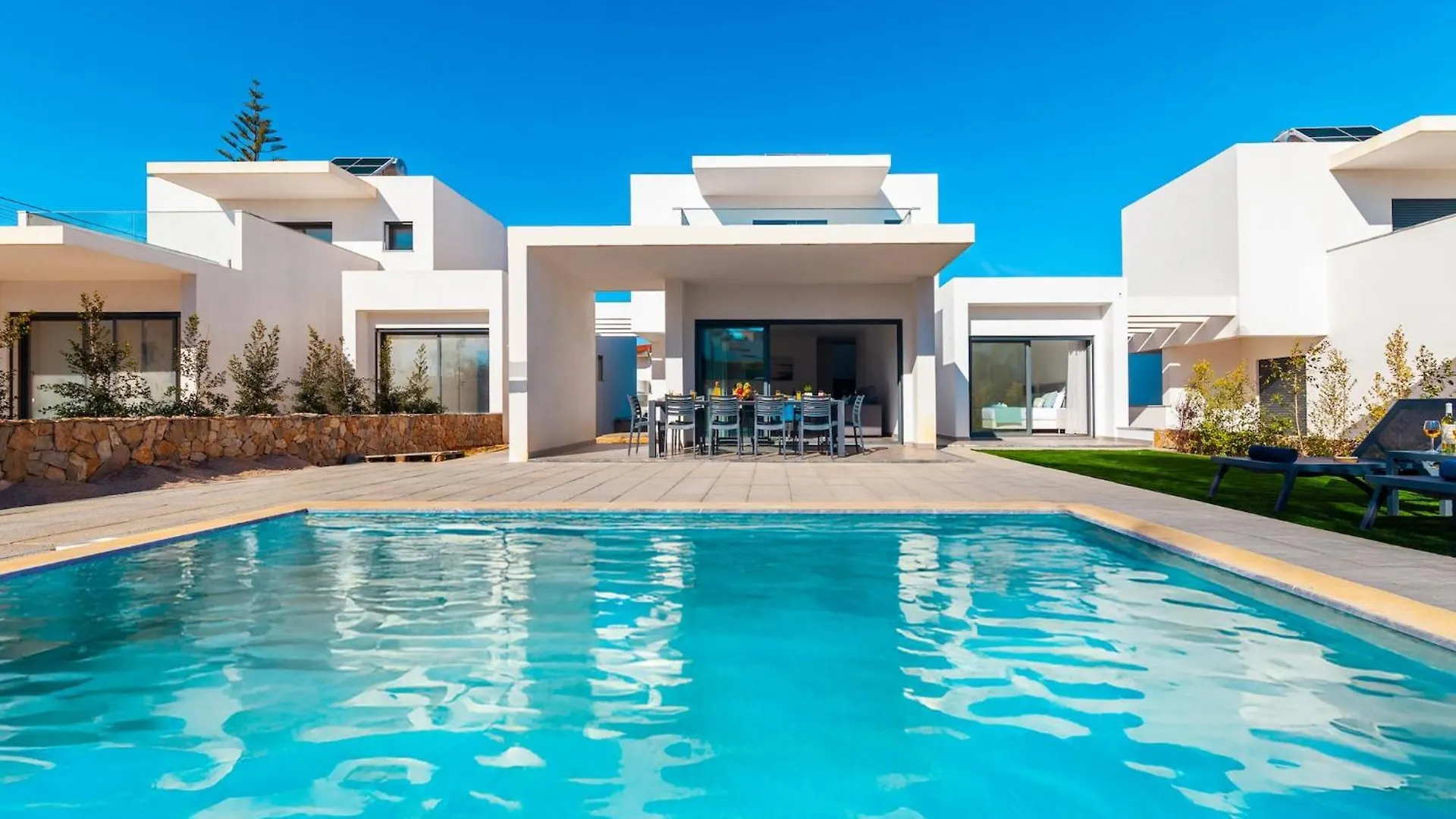 Charming Villa, Private Pool Albufeira